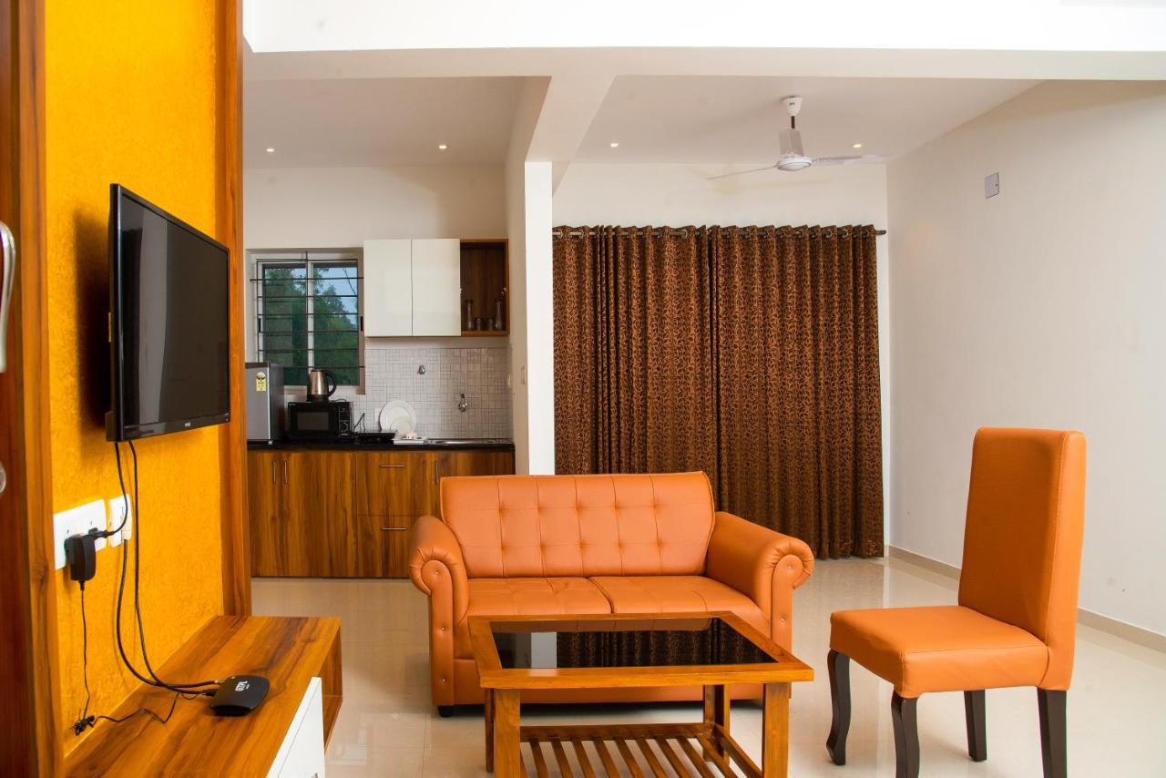 Beach Heaven Deluxe Rooms & Serviced Apartments Suratakal 외부 사진